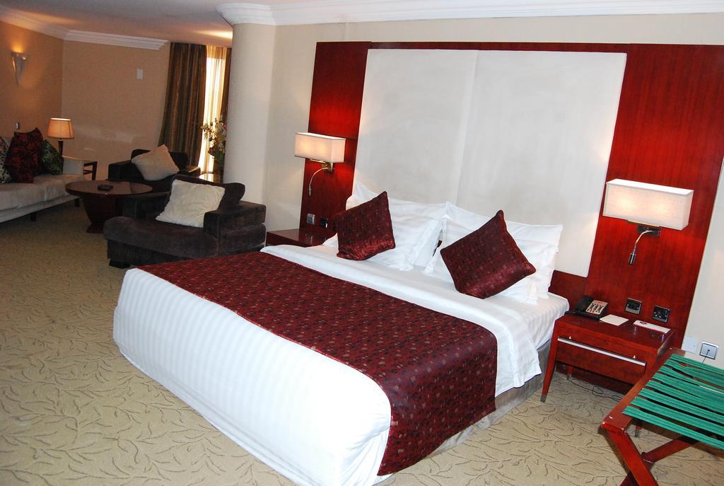 Chelsea Hotel Abuja Kamer foto