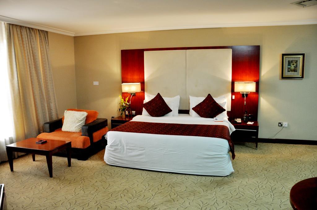 Chelsea Hotel Abuja Kamer foto